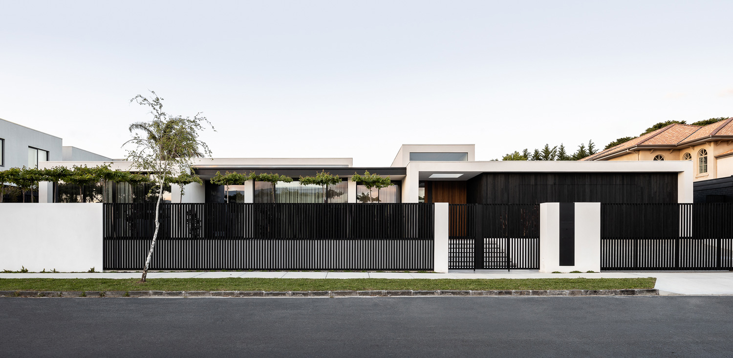 MELBOURNE'S LUXURIOUS HOMES